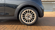 MINI Cooper 2.0 S Exclusive 3dr Auto Petrol Hatchback